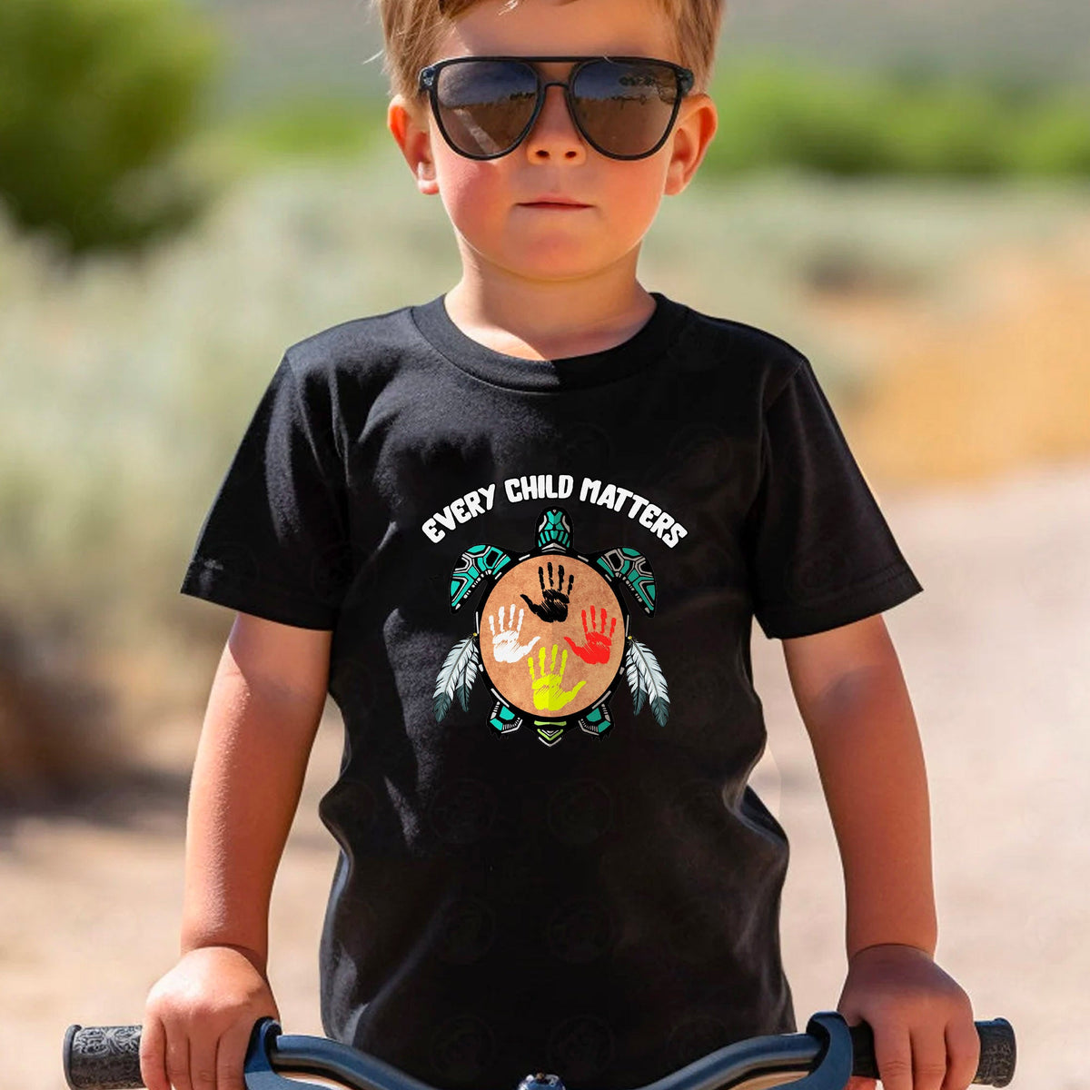 Every Child Matters turtle design - Kids Black T-Shirt