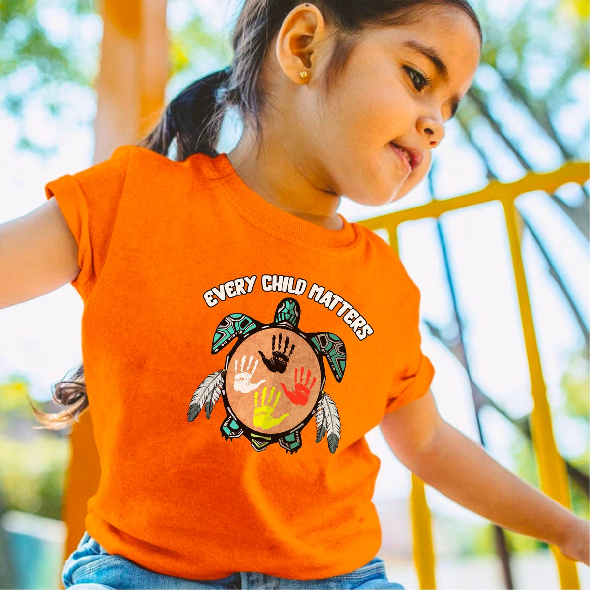 Every Child Matters turtle design - Kids Orange T-Shirt