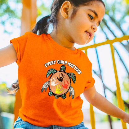 Every Child Matters turtle design - Kids Orange T-Shirt